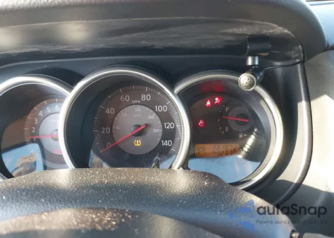 2008 Nissan Versa 1.8S z USA, uszkodzony, nr VIN 3N1BC13E28L373474